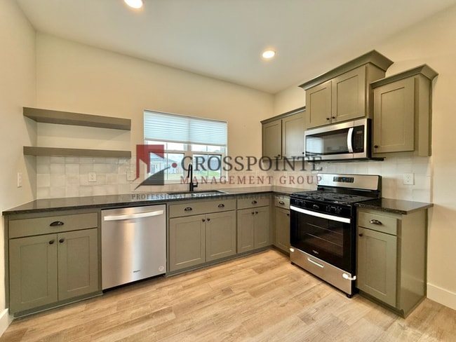 Building Photo - Tour Today! 3 Bedroom, 2 Bathroom Home in Lindale!