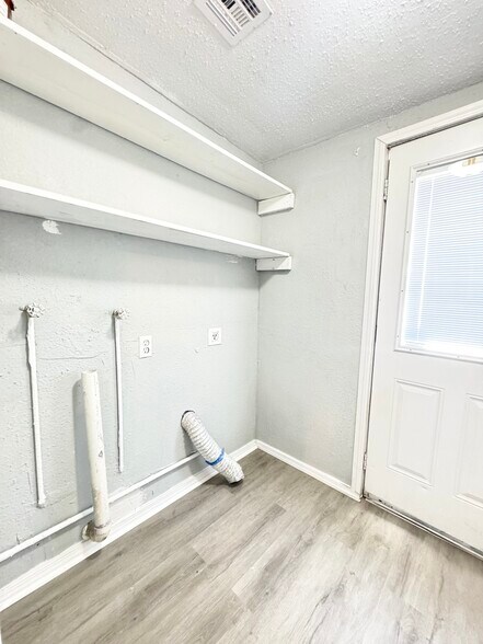 Building Photo - 1119 NW 9th St