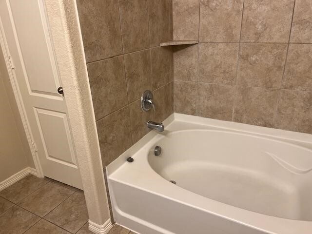 Building Photo - 2335 Republic Wy