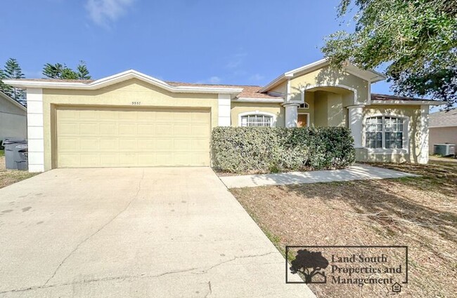 Building Photo - 5557 Beverly Rise Blvd
