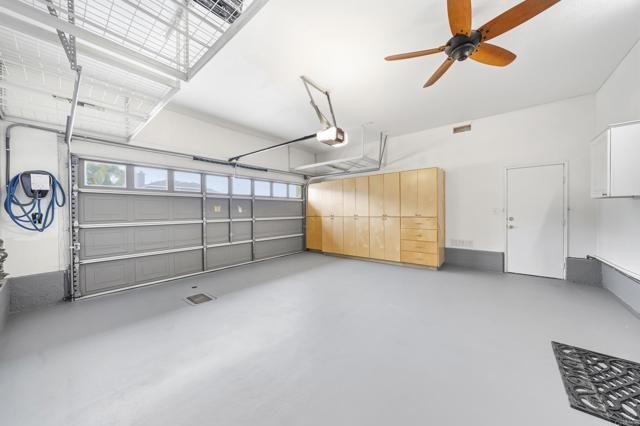Building Photo - 1242 Via Contessa