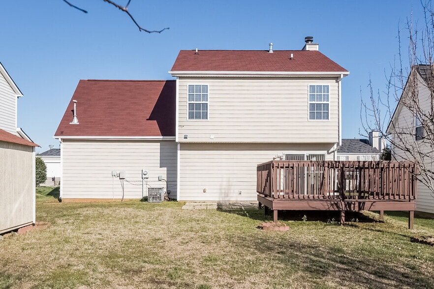 Building Photo - 5010 Stowe Derby Dr