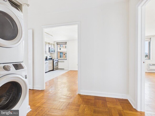 Building Photo - 2601 Pennsylvania Ave