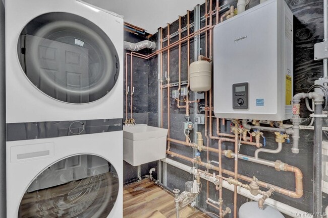 Building Photo - 33 Gaines St