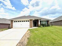 Building Photo - Beautiful 4 Bedroom 2 Bath Home! COMING SOON!