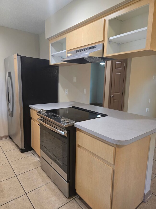 Building Photo - Fabulous 3/1.5/1 in Homosassa!!!