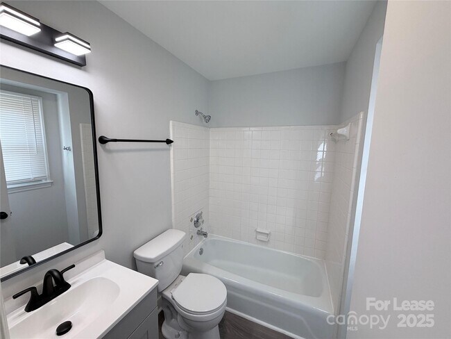 Building Photo - 6207 Eagle Peak Dr