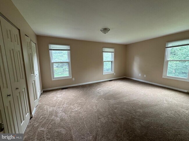 Building Photo - 10601 Greta Lynn Ct