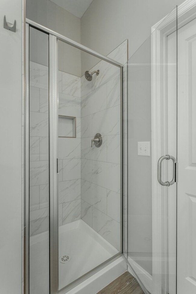 Building Photo - Brand New 4 Bedroom 3.5 Bath