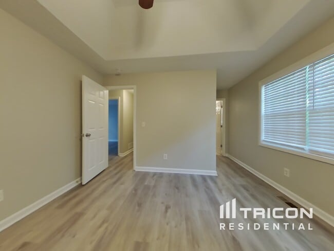 Building Photo - 6320 Holborne Ln