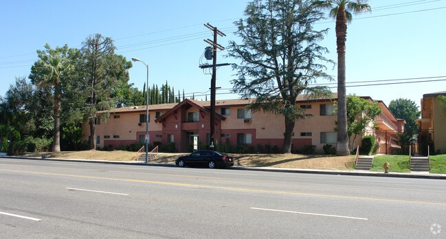 Primary Photo - 5444 Sepulveda Blvd