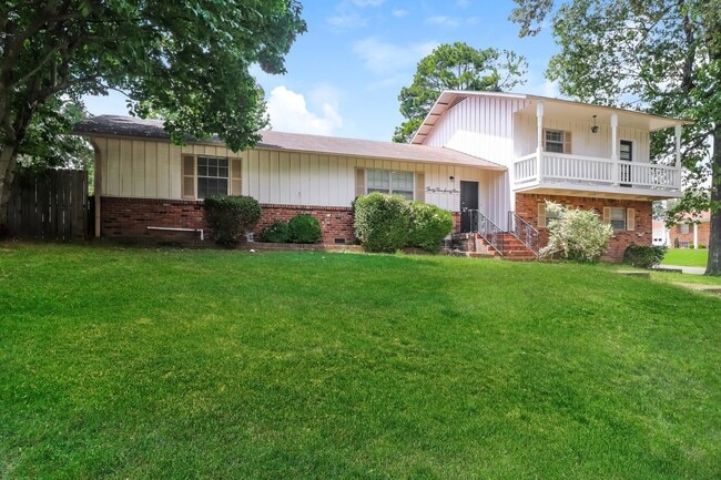 Building Photo - 3569 Arsenal St