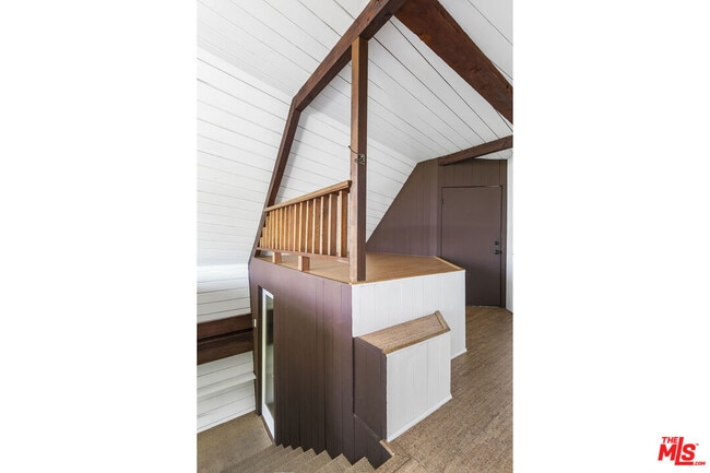 Building Photo - 7149 Woodrow Wilson Dr