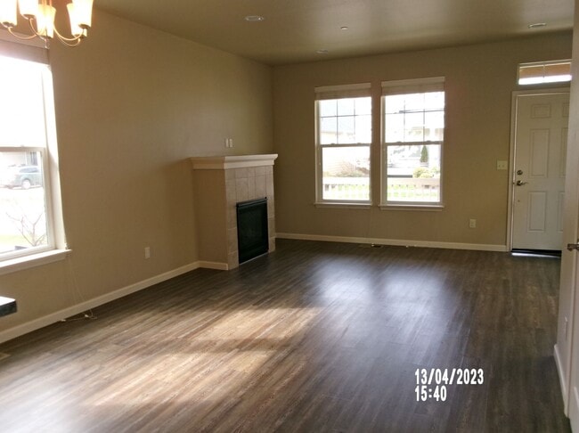 Building Photo - Edgewater Village--1050 Front Ave NE.