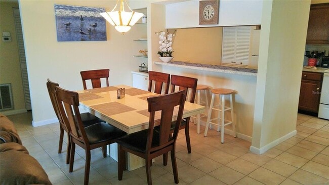 Building Photo - 5677 Ashton Lake Dr