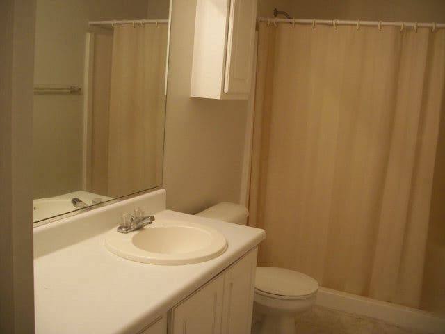 Building Photo - 217 Sandy Run