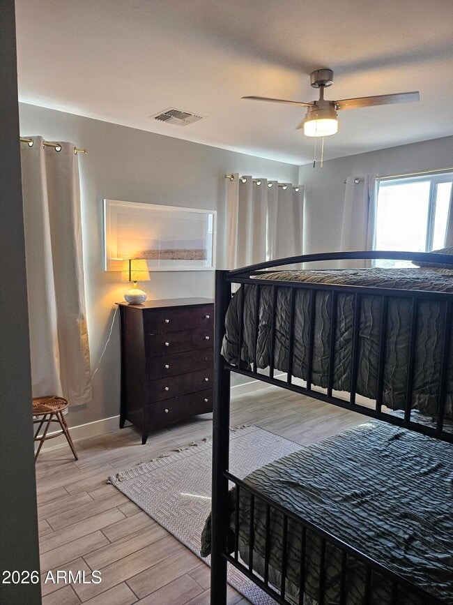 Building Photo - 1402 S 10th Ave