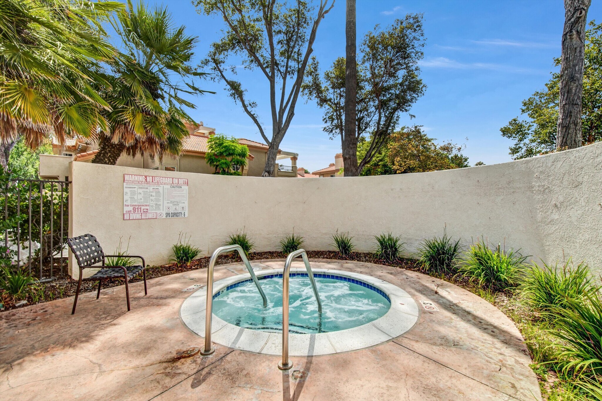 Building Photo - 23930 Arroyo Park Dr