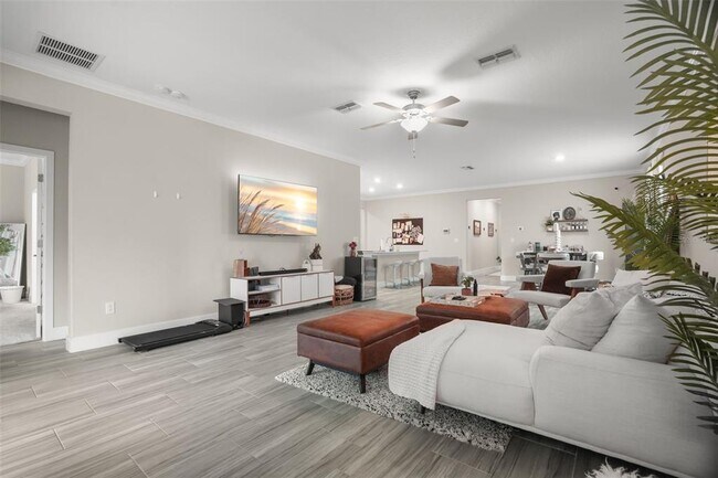 Building Photo - 9890 Red Bay Lp
