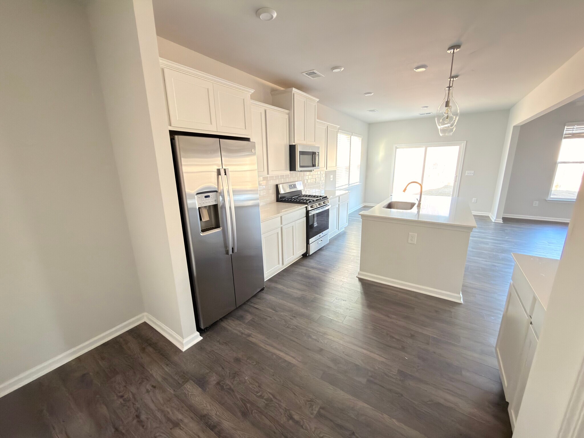 Building Photo - 109 Gervais Cir