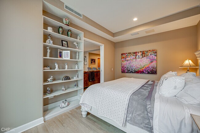Second Bedroom - 415 E North Water St