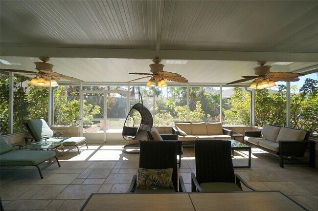 Building Photo - 10905 Capstan Lake Dr