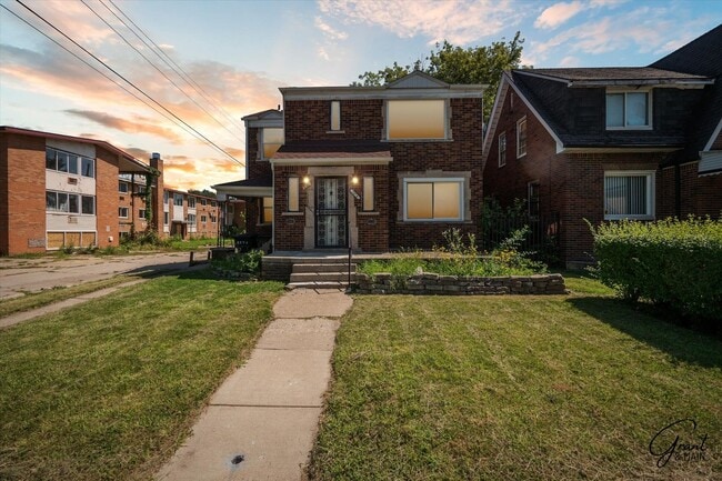 Building Photo - 5076 Chalmers St