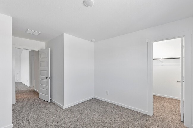 Building Photo - 31634 Whittis Hl Wy