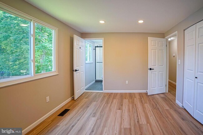 Building Photo - 8278 Wold Den Ct