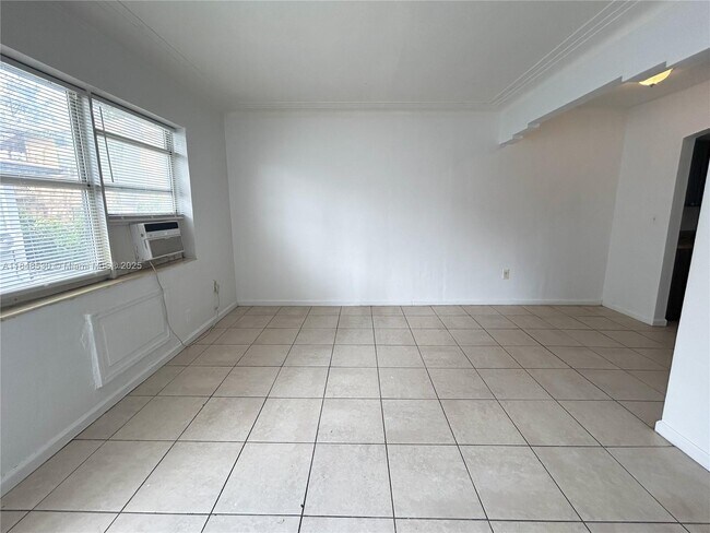 Building Photo - 1255 SW 6th St