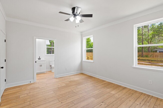 Building Photo - 45 Laurel Oak Ln