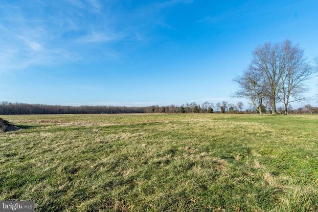Building Photo - 410 Aldots Ln