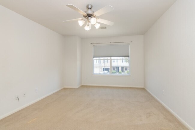 Building Photo - 1616 Grable Cove Ln