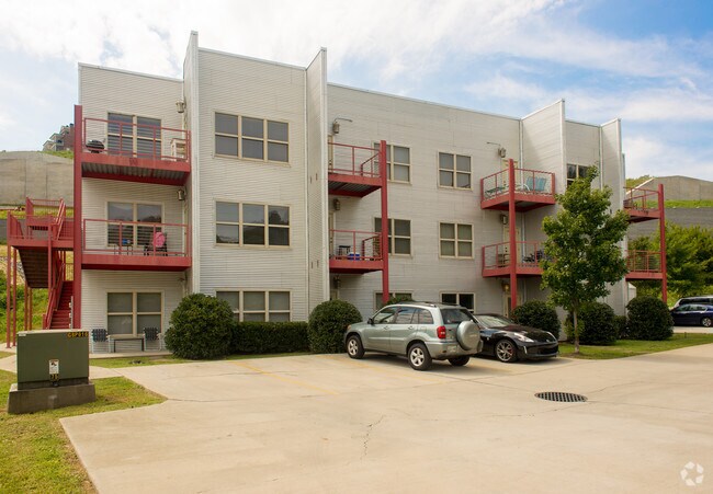 Building Photo - Sergeant's Apartments