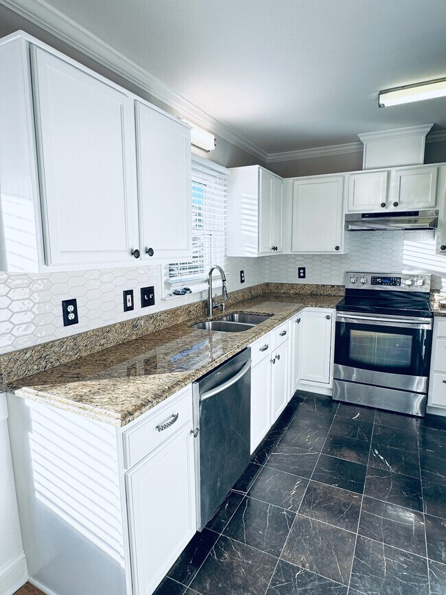 Building Photo - 3213 Terrel Mill Rd