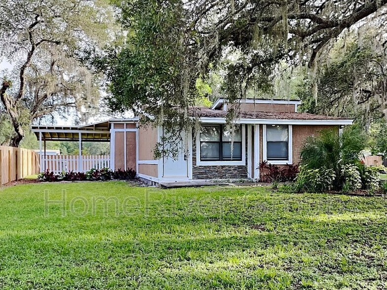Primary Photo - 416 E Welch Rd