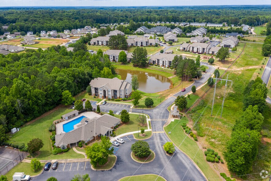 Brittany Place of LaGrange Apartments 1235 Hogansville Rd Lagrange GA