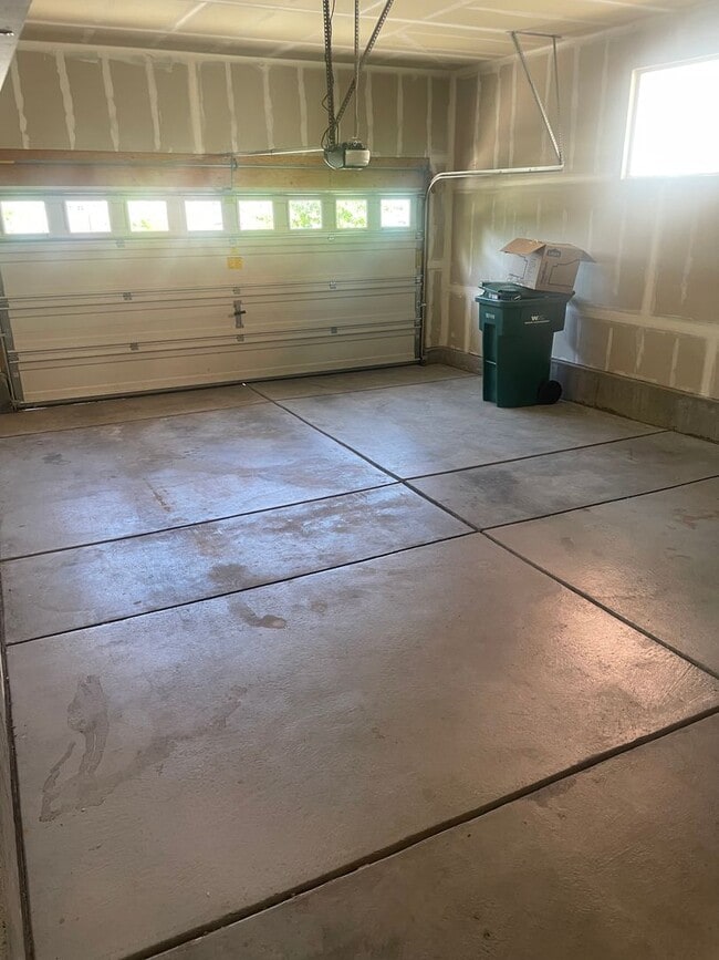 Building Photo - 24708 E Layton Pl