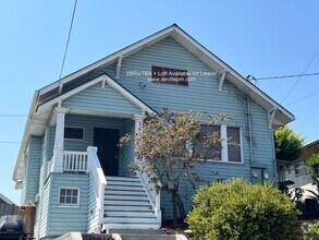 Building Photo - CHARMING 2 BEDROOM /1 BATHROOM HOME W/LOTS...