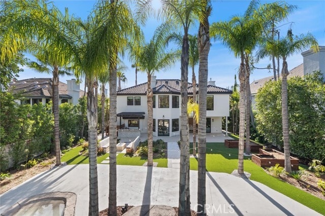 Building Photo - 17437 Oak Creek Ct