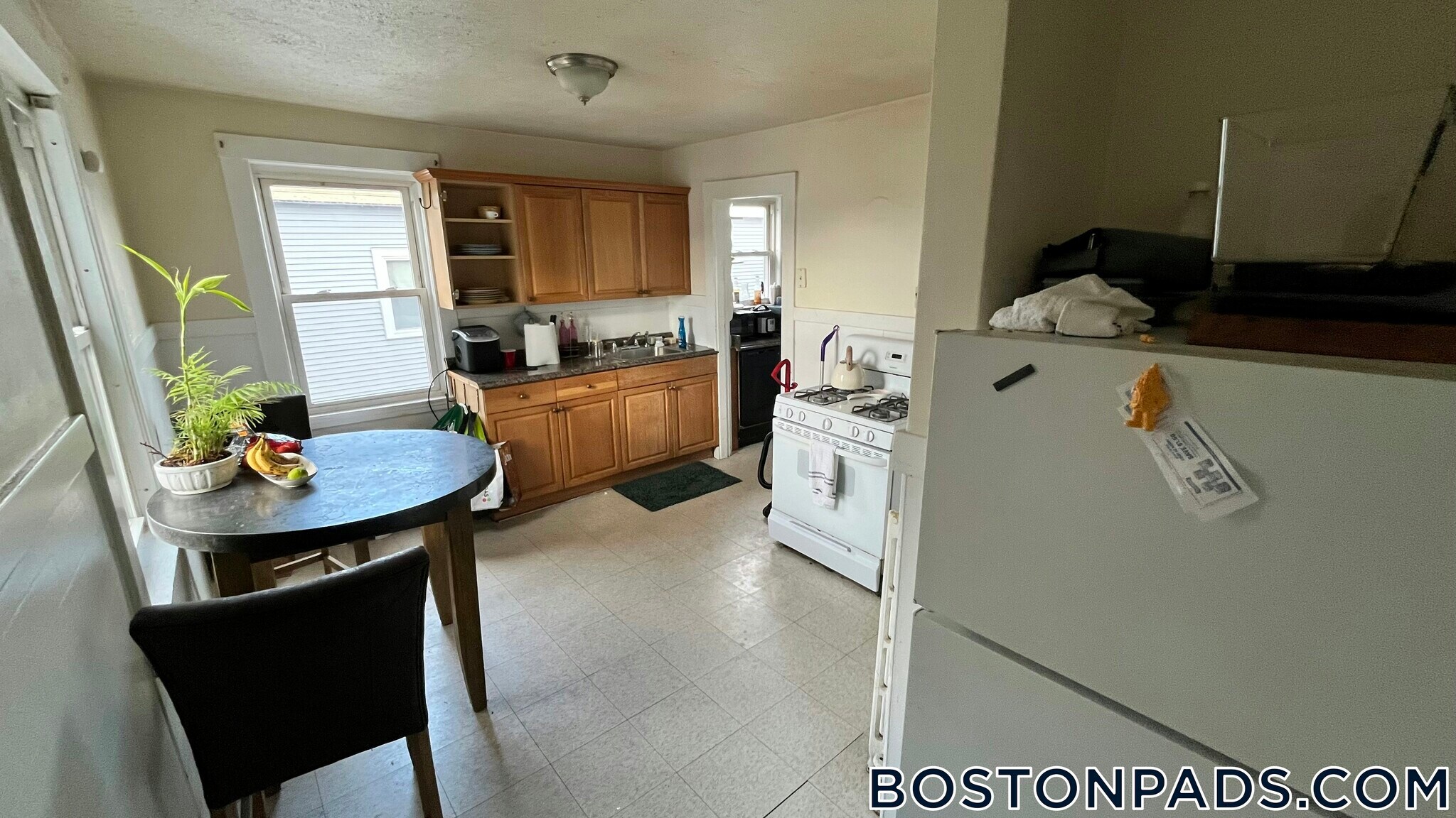 Building Photo - 58 Brock St