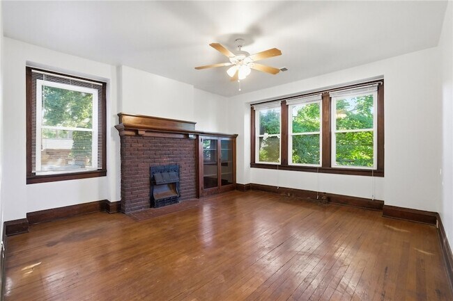 Building Photo - 407 Biddle Ave