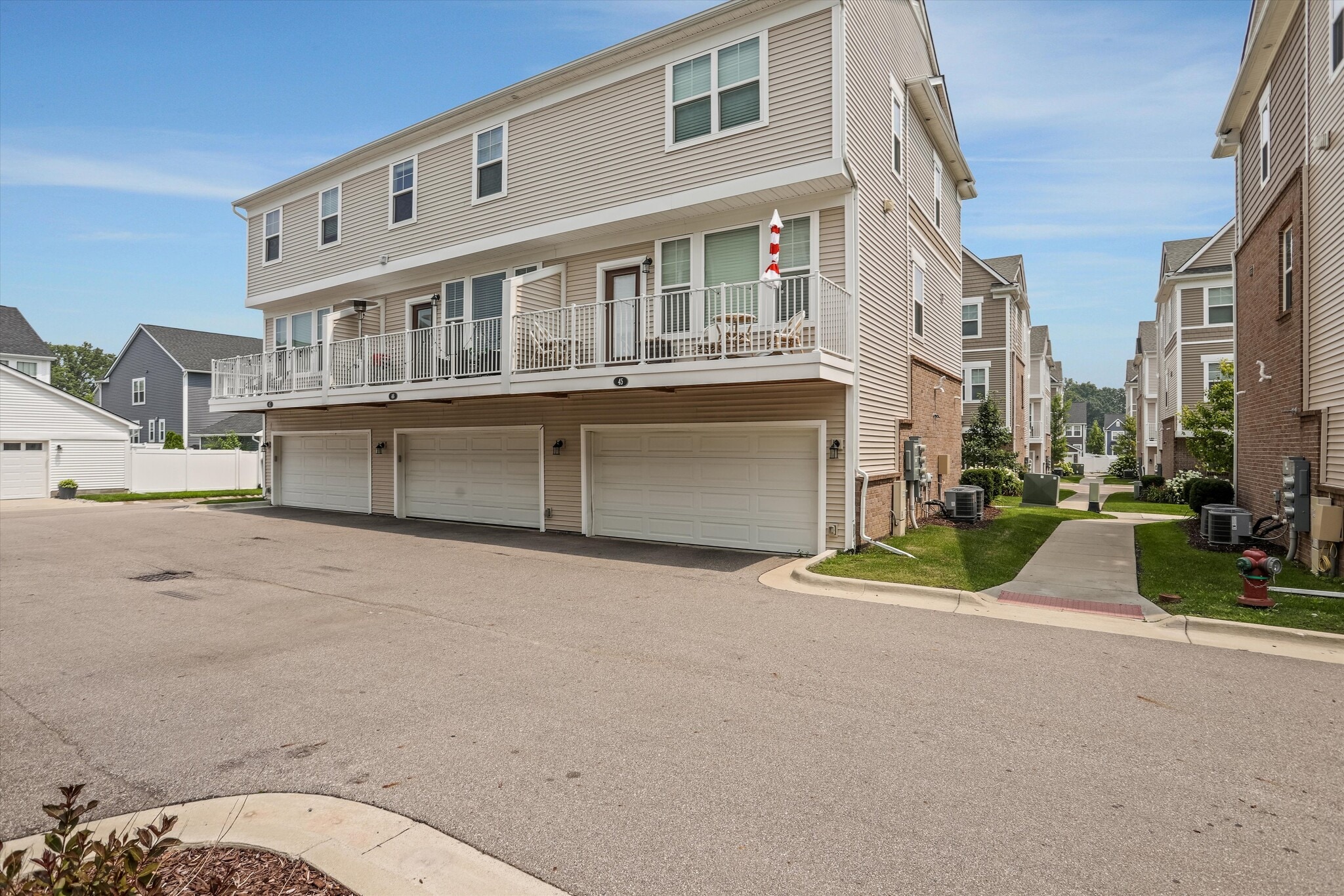 Building Photo - 2500 Normandy Rd