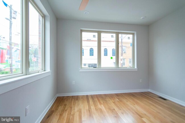 Building Photo - 1713 S 20th St