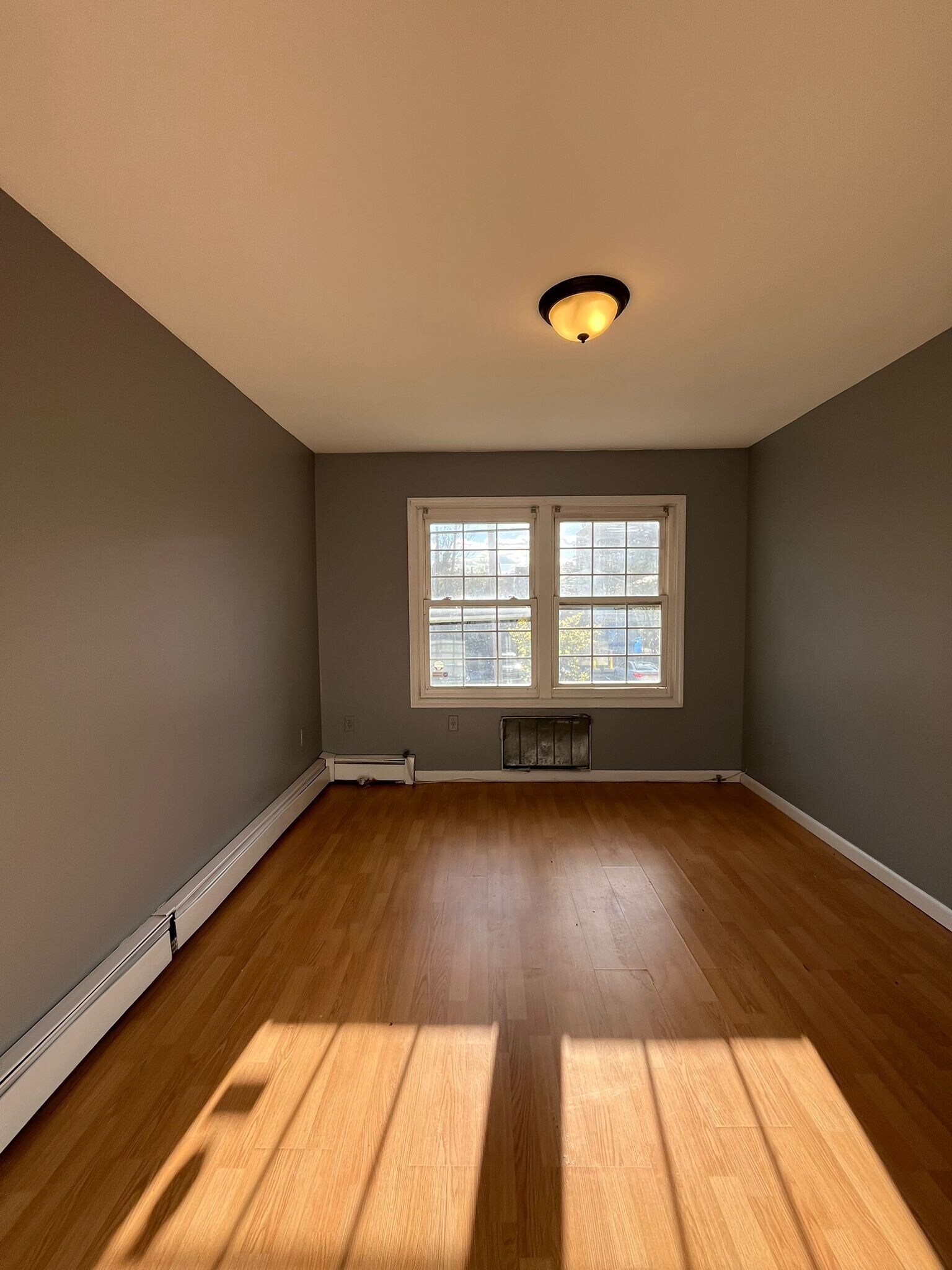 Building Photo - 35 Fairview Ave