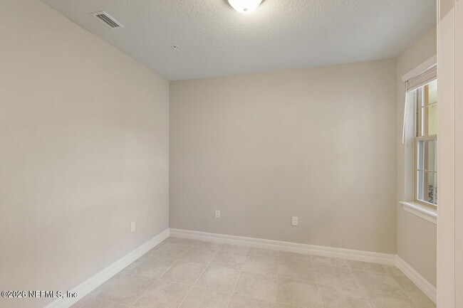 Building Photo - 443 Orchard Pass Ave