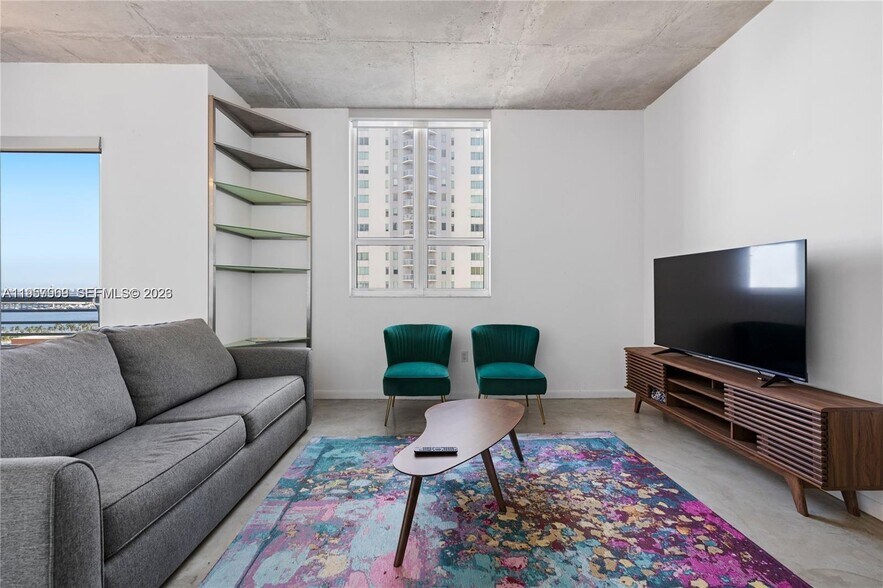 Building Photo - 234 NE 3rd St