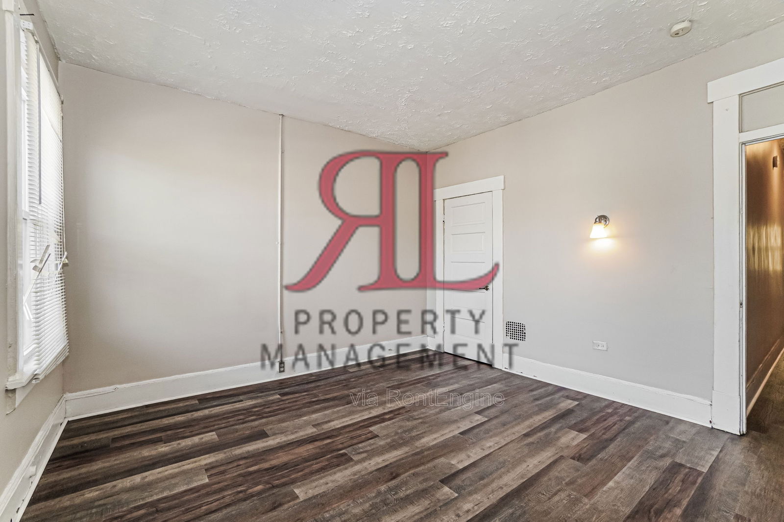 Building Photo - 623 Gilbert St