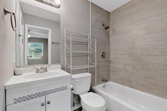 Building Photo - 5717 Macrae St