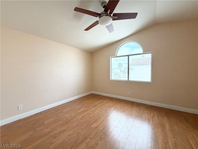 Building Photo - 8638 White River Dr